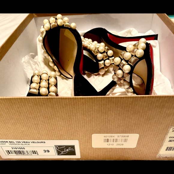 Christian Louboutin Tudor Ball Sandals - Picture 9 of 13